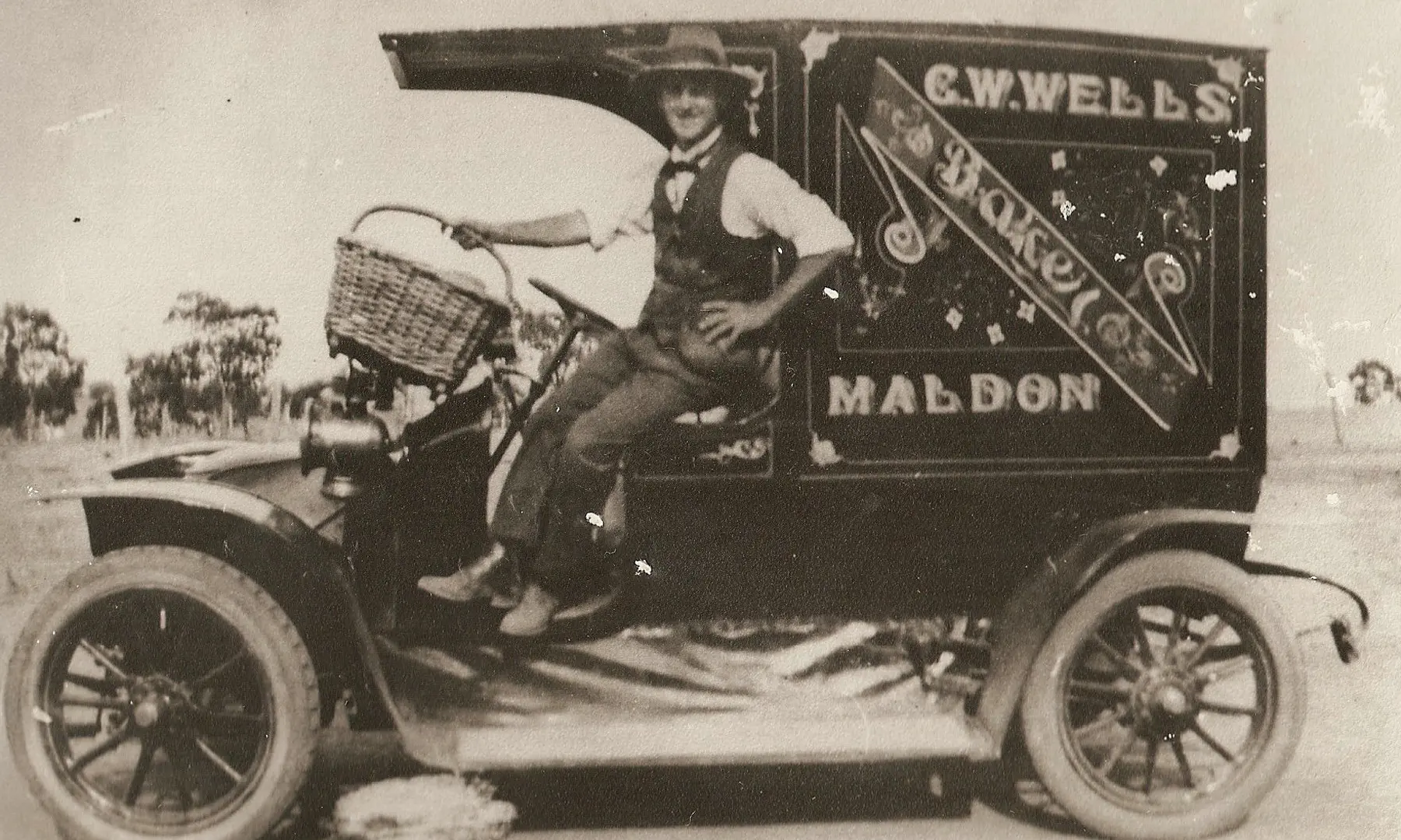 Wells’ baker’s cart.