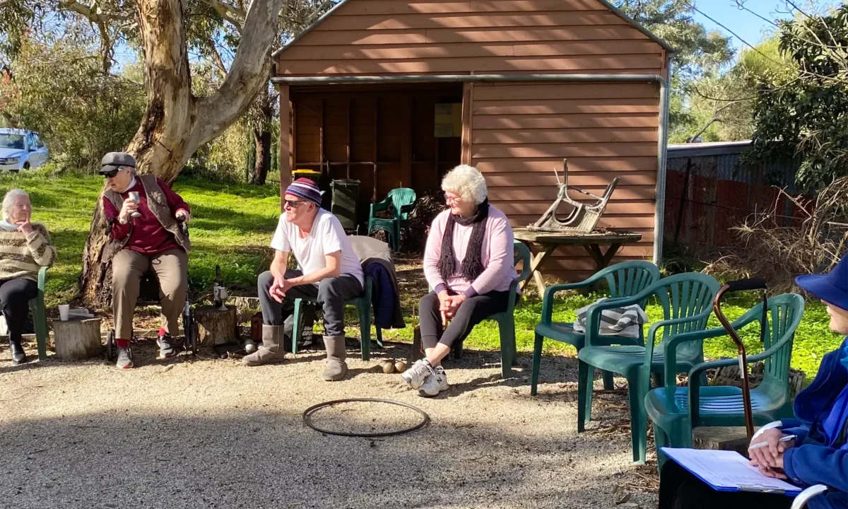 Sociable Pétanque: Sunday Sequestration