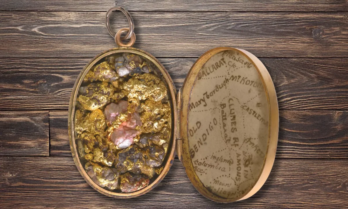 Unknown silversmith, Locket, c.1860, Australia, gold: engraved, gold‑bearing quartz nuggets, printed paper. National Gallery of Australia, Kamberri/Canberra