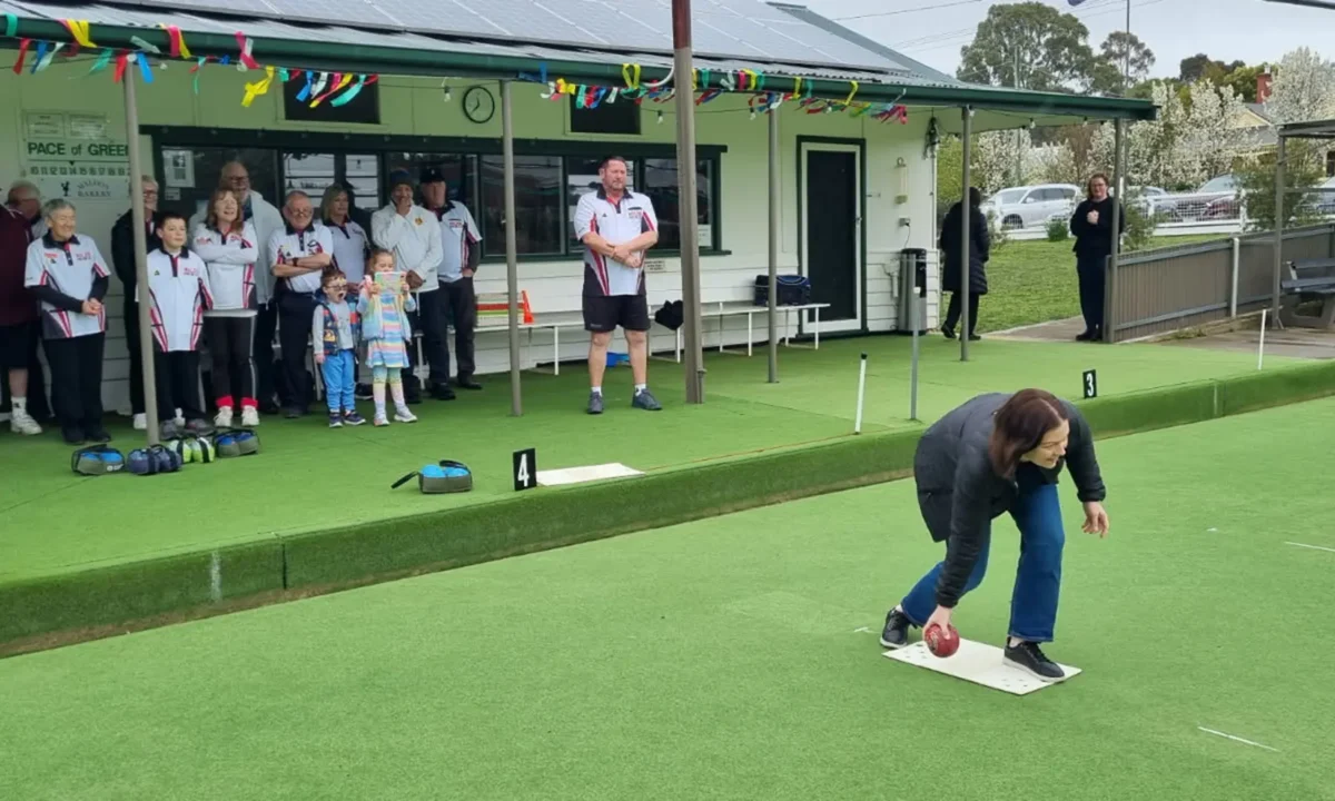 Federal Member for Bendigo Lisa Chesters MP rolls the first ball of the season at Maldon Bowling Club.