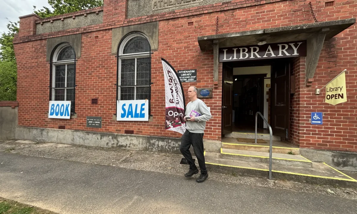 Tom scored some great kids titles at last week’s book sale at Maldon Library.