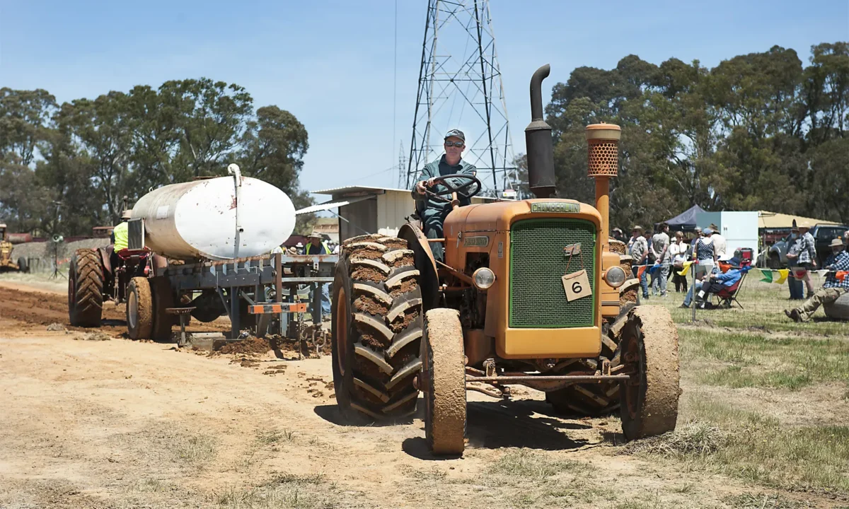 Tractor Pull returns to Muckleford
